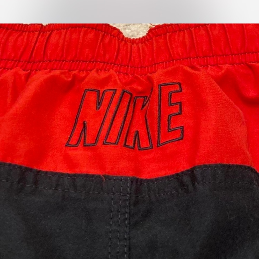 3/$15 Nike Black & Red Swim Trunks Activewear Gym Fitness Men’s XL Vacation Pool - Picture 6 of 6